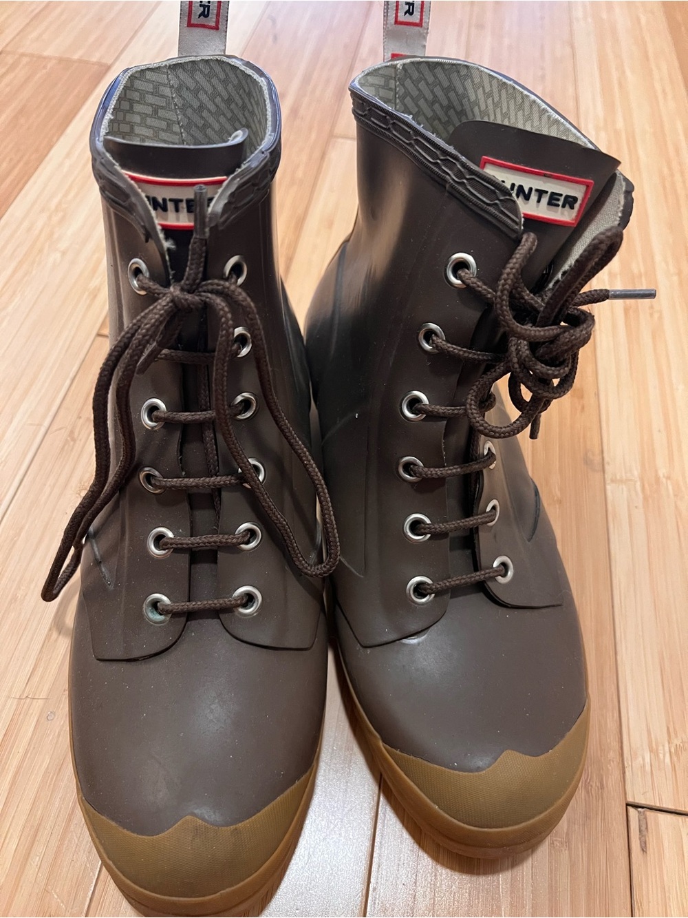 Hunter Two-Tone Brown Rubber Lace-Up Boots